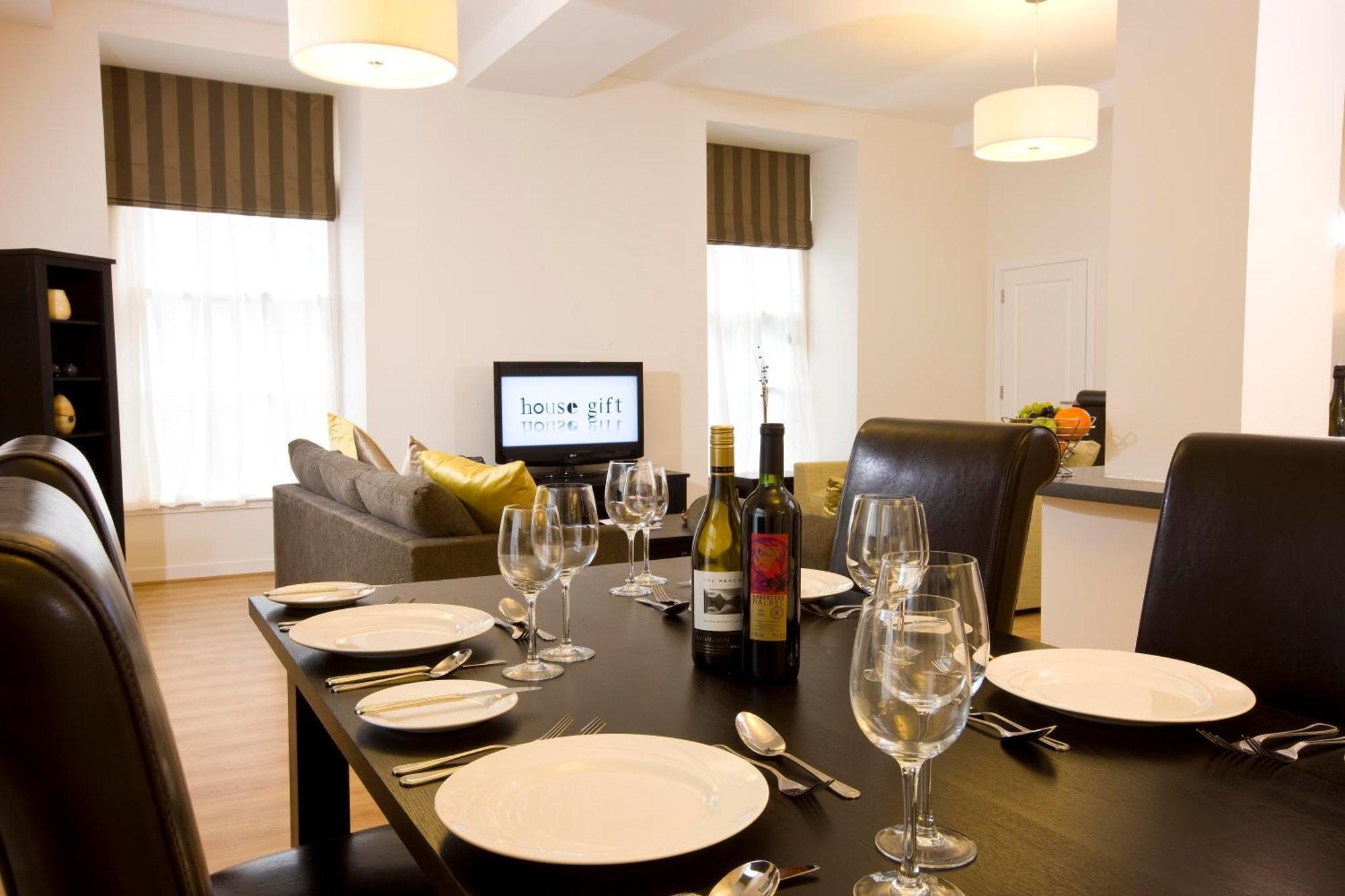 Inverness City Suites エクステリア 写真